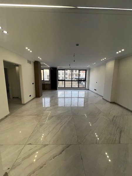 ۱۶۵متر ۳ خواب_شرق مرزداران_۲ پارکینگ