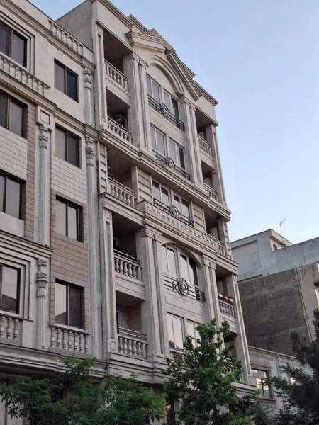 77 متر 2 خواب فول امکانات ویو ابدی صبح دوست