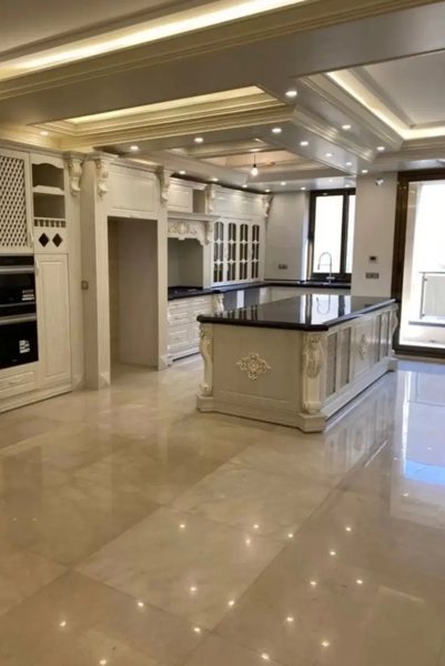 ۱۳۵متر دو خواب سالن بزرگ فول امکانات