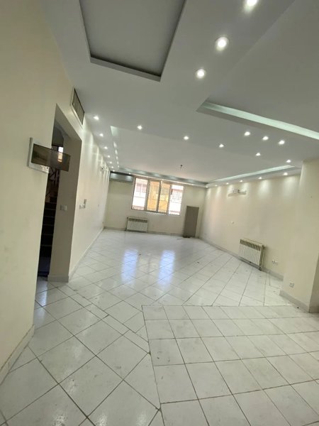 80متر _2خواب _خوشنقشه _تاپ لوکیشن _اکواریوم