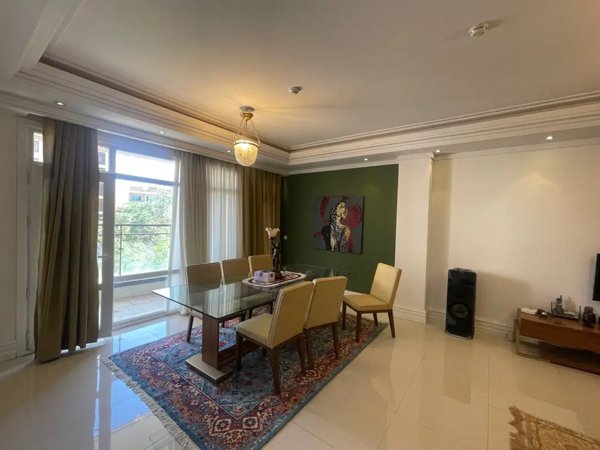 اپارتمان درکه فول( ۱۴۵ متر ۱۵ متر تراس)