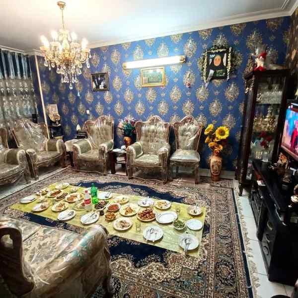 فروش ۵۴ متری با پارکینگ_ طبقه اول_ ۱۷ شهریور