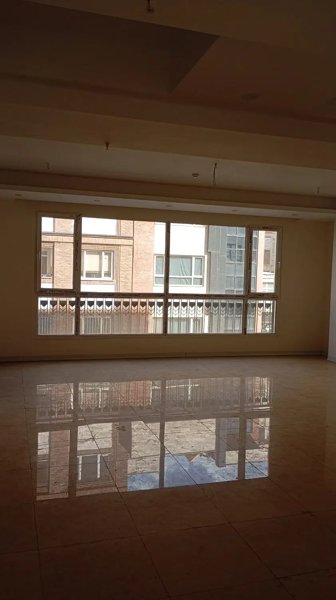 ۱۲۰ متر فول امکانات_ سالن پرده خور _ سرمایه گذاری