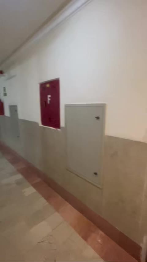 فروش واحد برج باغ آسمان طبقه یکی مونده به آخر
