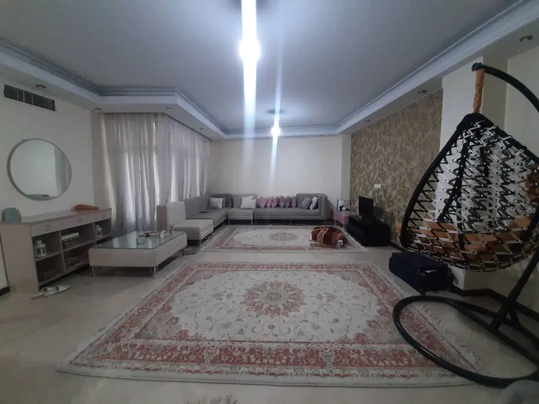 ۱۱۰ متر _ نیاوران _ تاپ لوکیشن