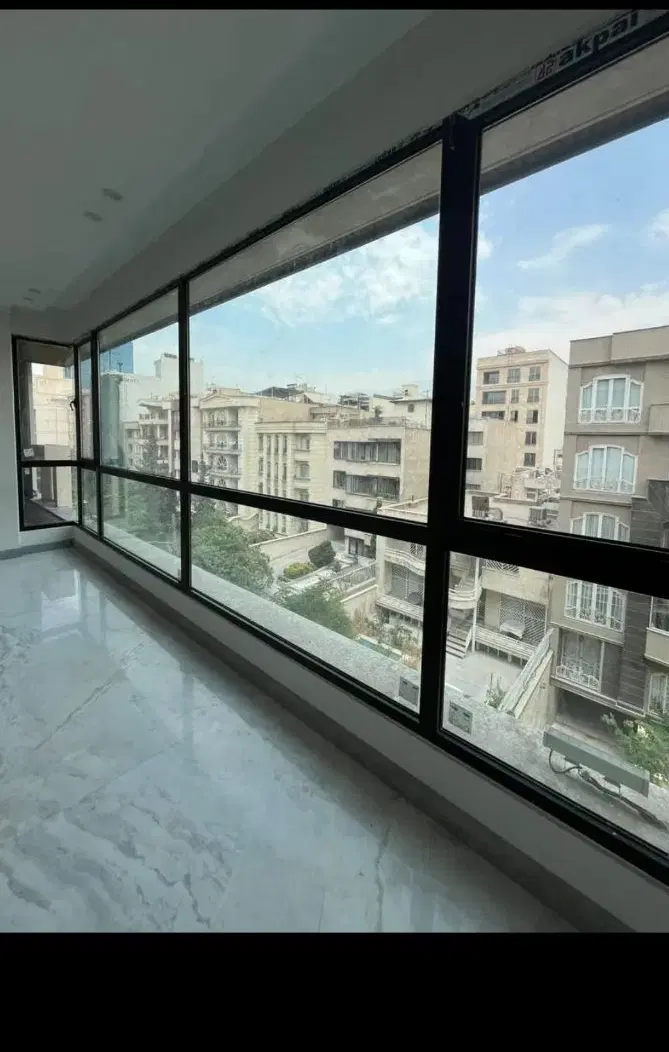 ظفر220متر_ چهار خواب بزرگ_تک واحدی_10ساله واقعی