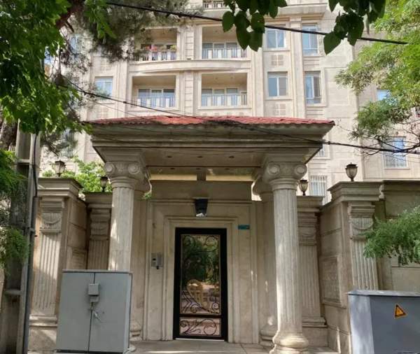 لوکیشن دنج اباذر_ ۱۰۰متر دیزاین شده_ مشاعات بینظیر