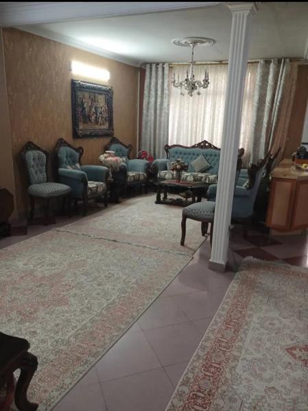 ۱۳۵متر یک طبقه از دو طبقه ویلایی
