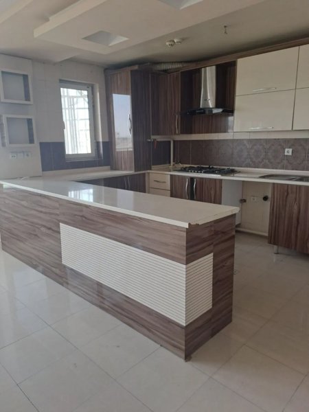 واحد اپارتمانی در اوحدی کوی اردیبهشت