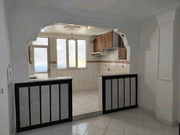 آپارتمان ۶۰ متر دو خواب خ حیدری شمالی