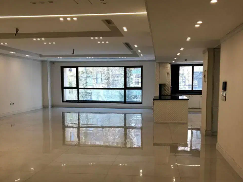آزادگان134متر/نوساز/لوکس
