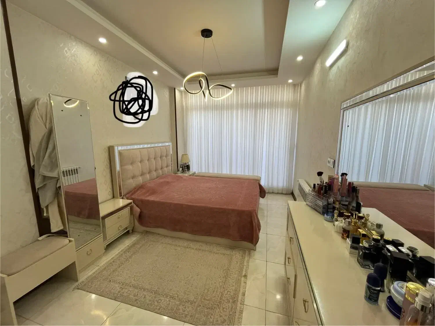 آپارتمان دو طرف نور ۱۱۸ متر در اشراق شمالی