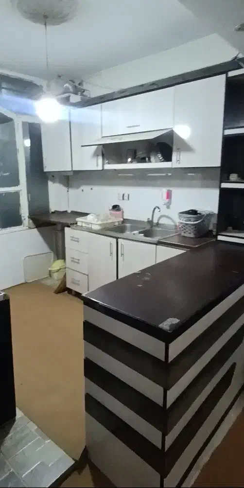 آپارتمان همکف حاشیه پارک خطی 73متر خاکستری