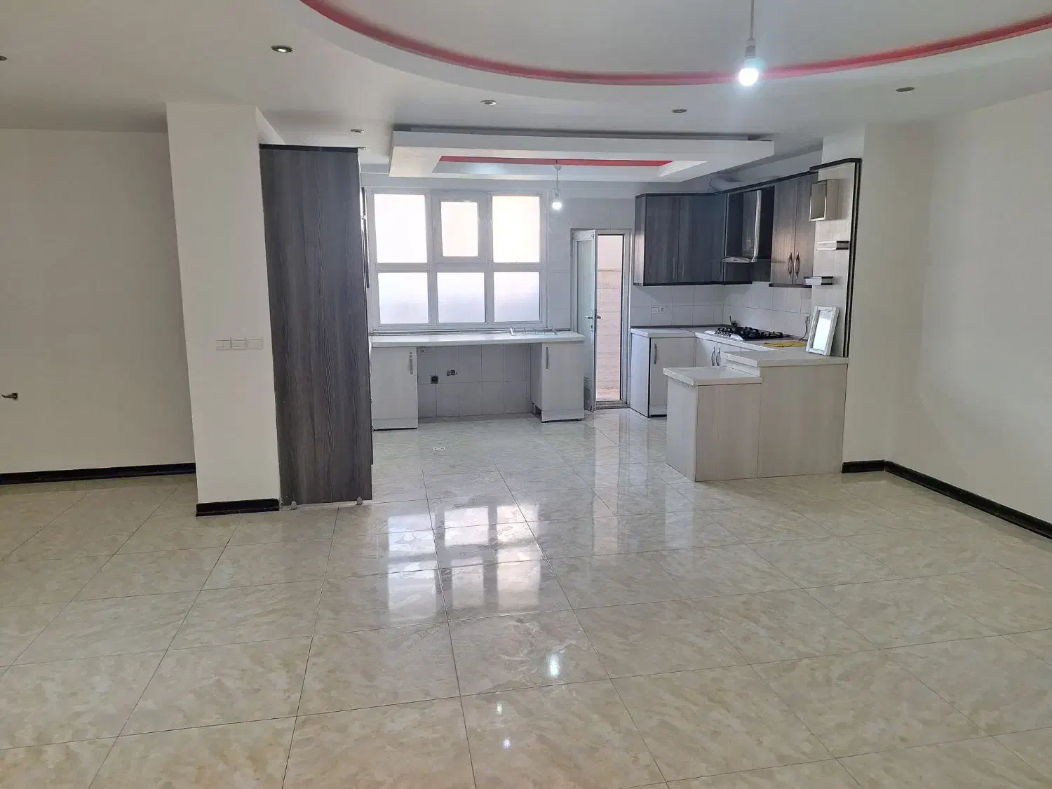 آپارتمان ۱۰۰متر/فول امکانات /خوش نقشه