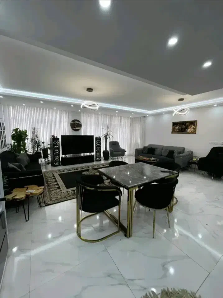 آپارتمان ۱۴۰ متری در گلسار تاپ لوکیشن