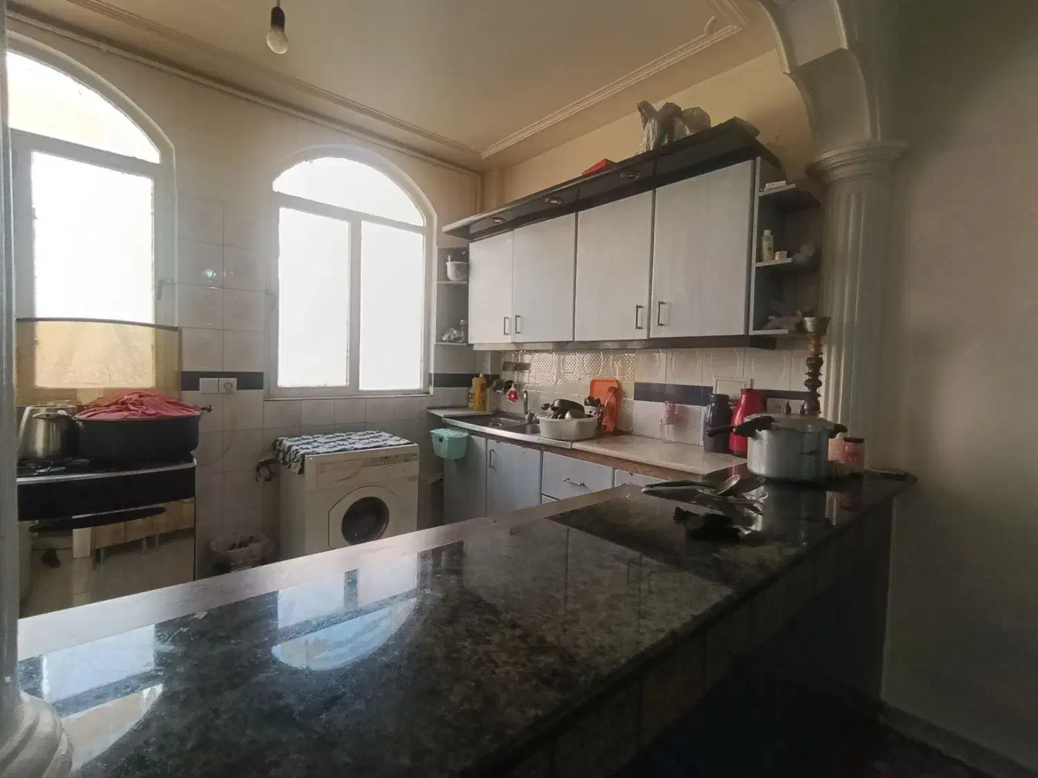 آپارتمان71متری/سرمایه‌گذاری.فروشنده