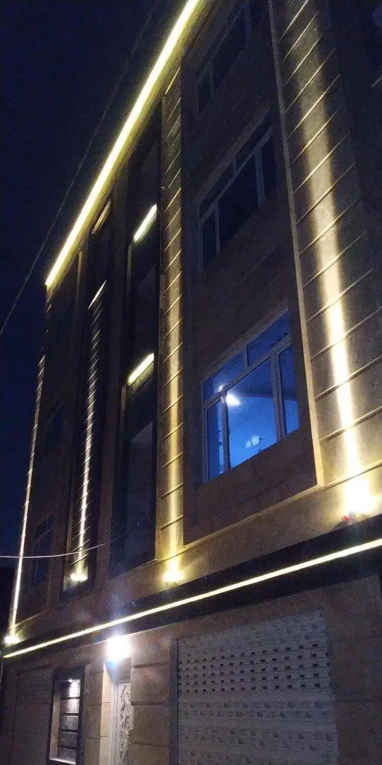 آپارتمان۱۱۰متری/سندششدانگ/ پایانکار/ وام بانک مسکن