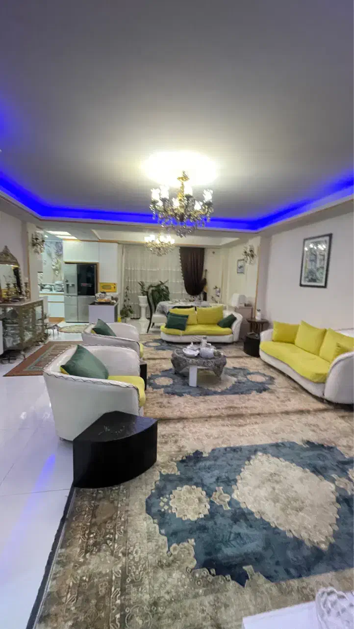 آپارتمان۱۱۴متری/۳خوابه/نوساز/مخصوص/غفاری