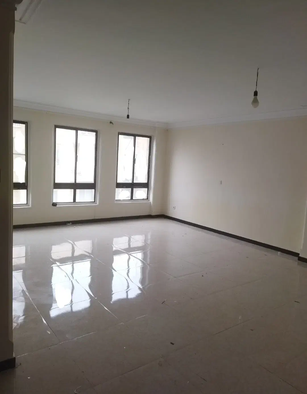 امیرآباد شمالی ۹۸متر ۲خواب غرق در نور