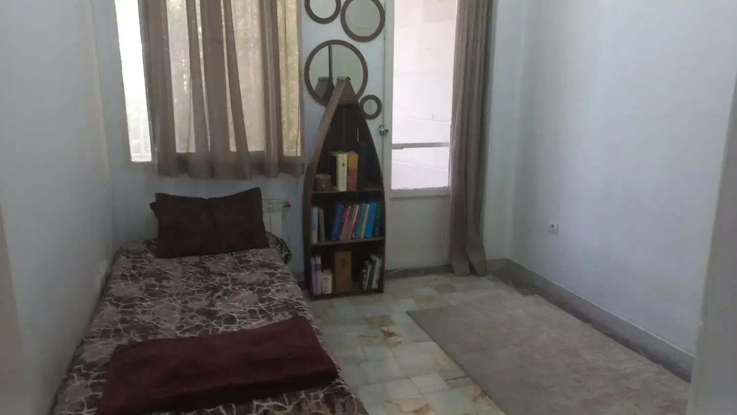 امیرآباد کردستان ۷۰ متر ۲ خواب طبقه اول بالکن