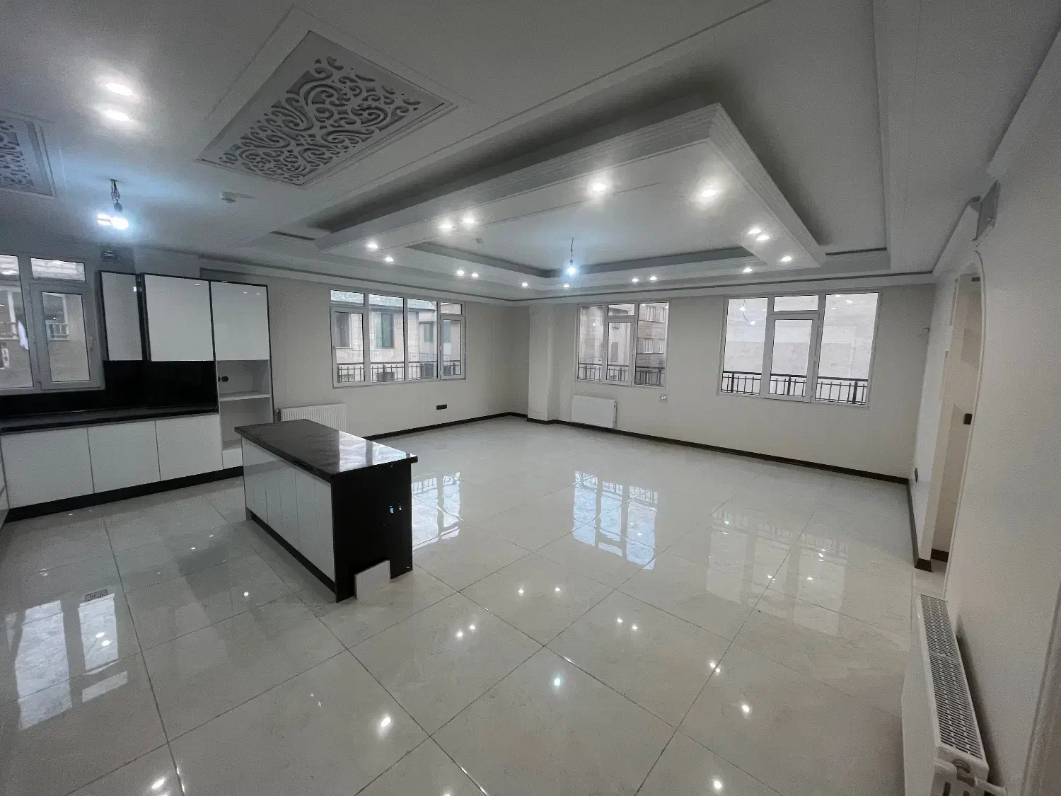 اپارتمان نو ساز کلید نخورده ۱۳۷متری