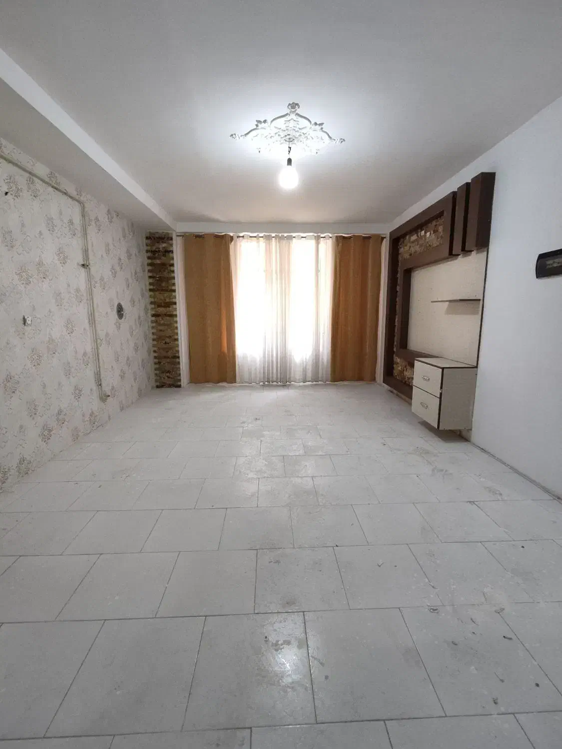 اپارتمان۶۰ متری املاک نمونه اندیشه