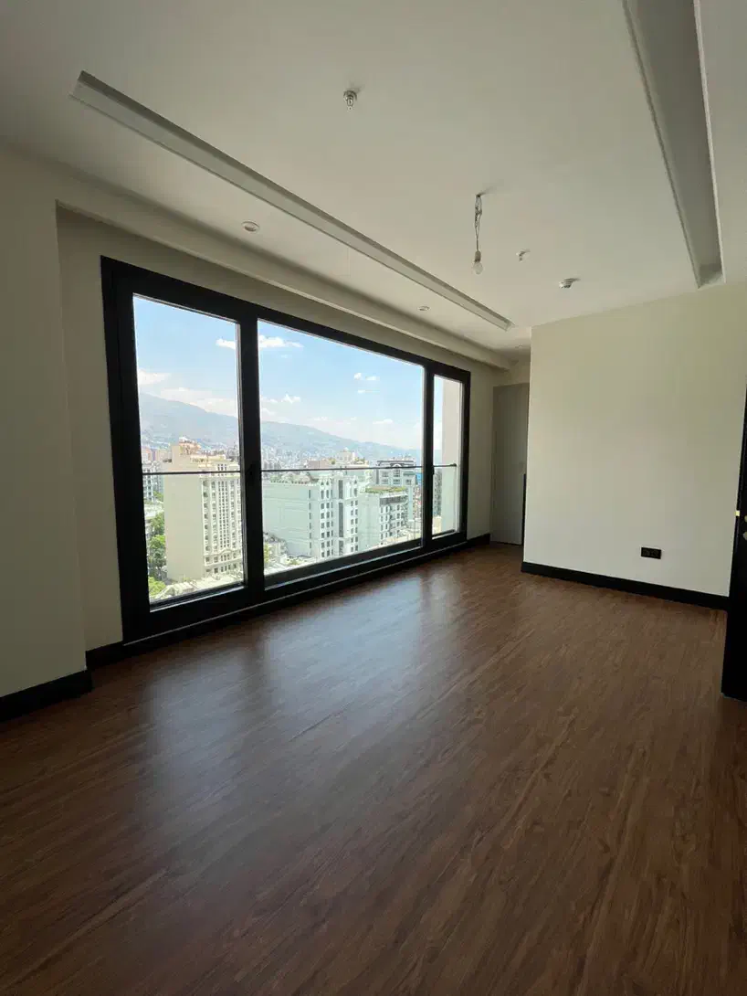 تاپ لوکیشن زعفرانیه۱۷۰ متر ۳خواب