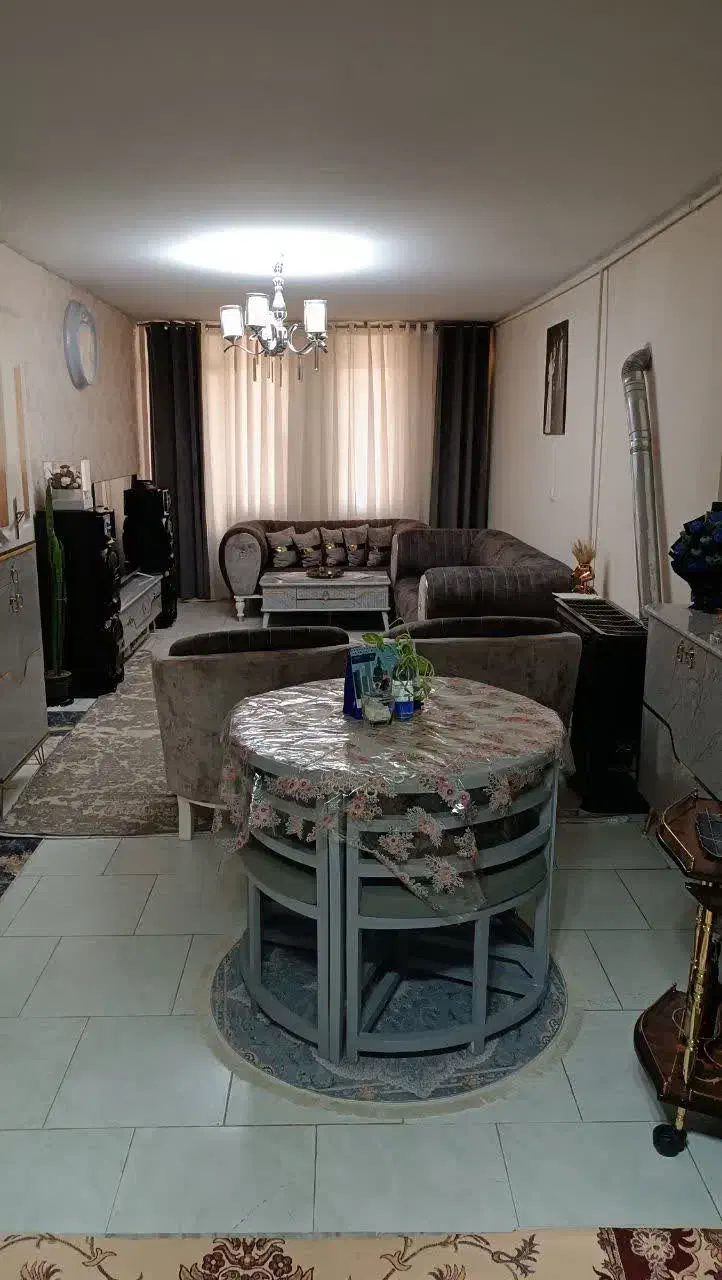 تک واحدی  ۶۸متری حصارک بالا