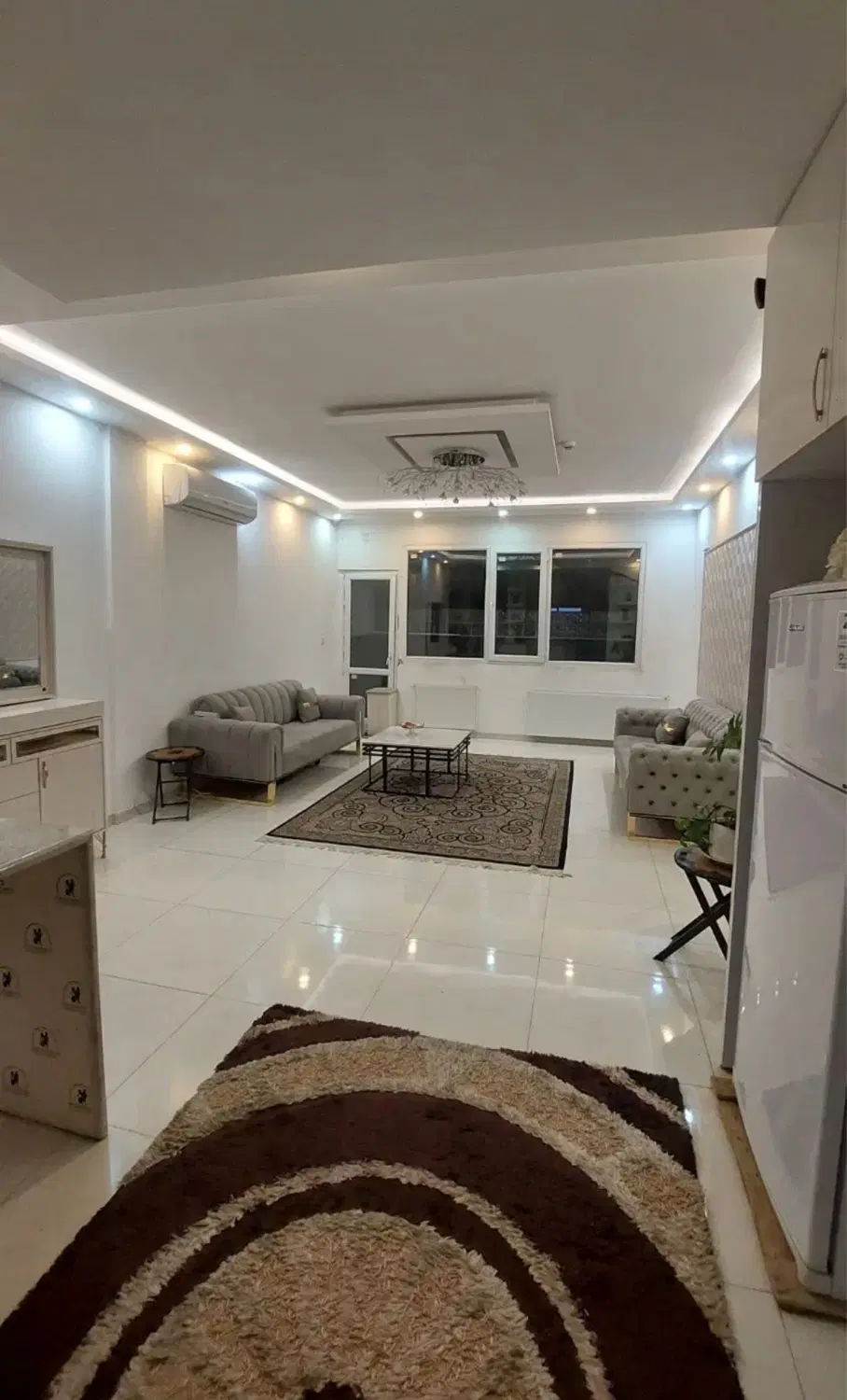 روبروی استانداری /پارکینگ اختصاصی /۹۰متری