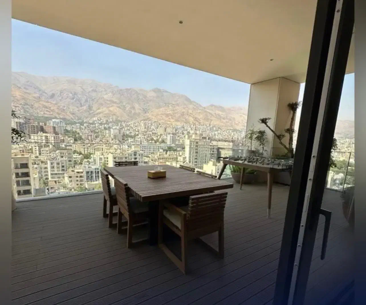 زعفرانیه ۲۵۰ متر(برج باغ)