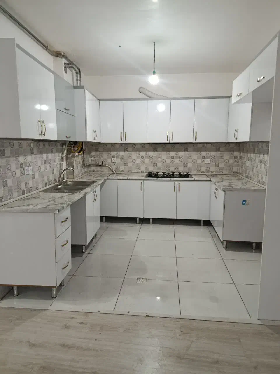 فروش آپارتمان سه خوابه در ۱۲۵متری (م۴۹ت)
