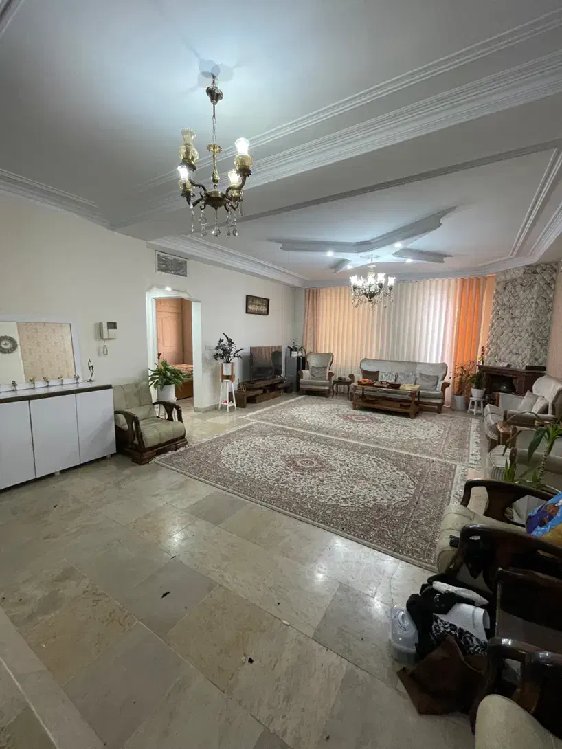 فروش آپارتمان ۱۰۵ متر سنددار/ روبه آفتاب درگلشهر