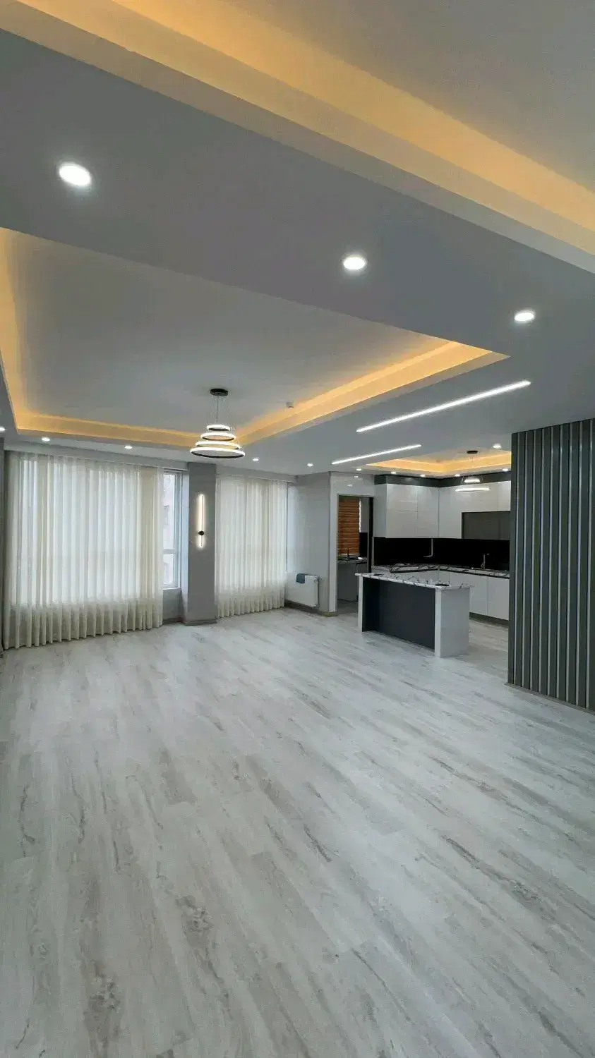 فروش آپارتمان ۱۳۰متری/گلسار
