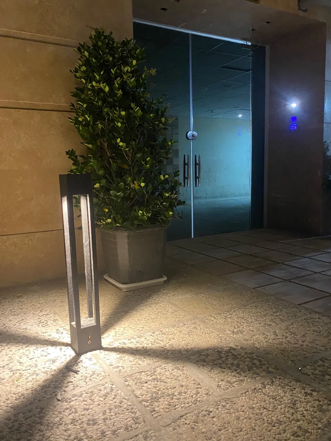 فروش آپارتمان ۲ خواب در توحیدی راد