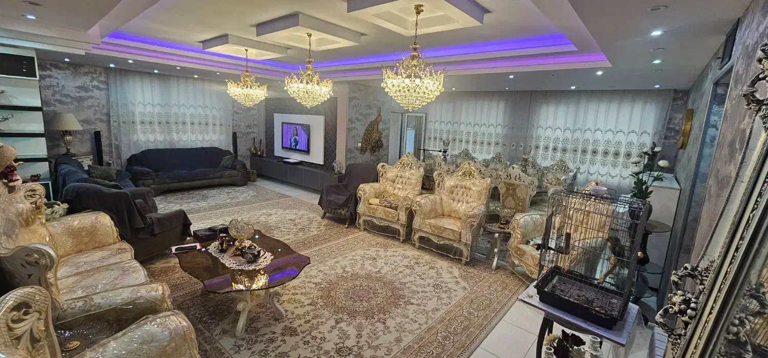 فروش آپارتمان155متری * 3خواب * 2نبش* مهرویلا