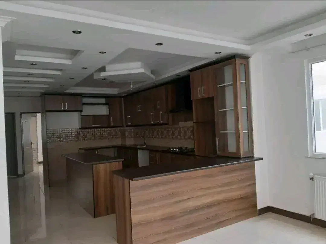 فروش اپارتمان ۱۱۰ متری/تکواحد/معلم