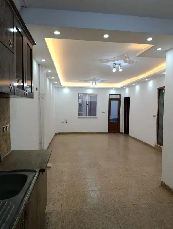 فروش اپارتمان ۸۰ متری ۲ خواب طبقه ۱ شهدای گمنام
