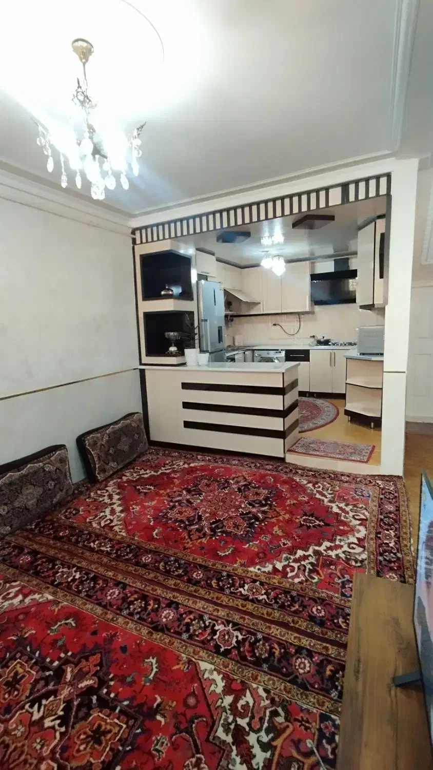 فروش خانه دربستی اندیشه۹۰متر (املاک فدک)فقط۲۵۰۰م
