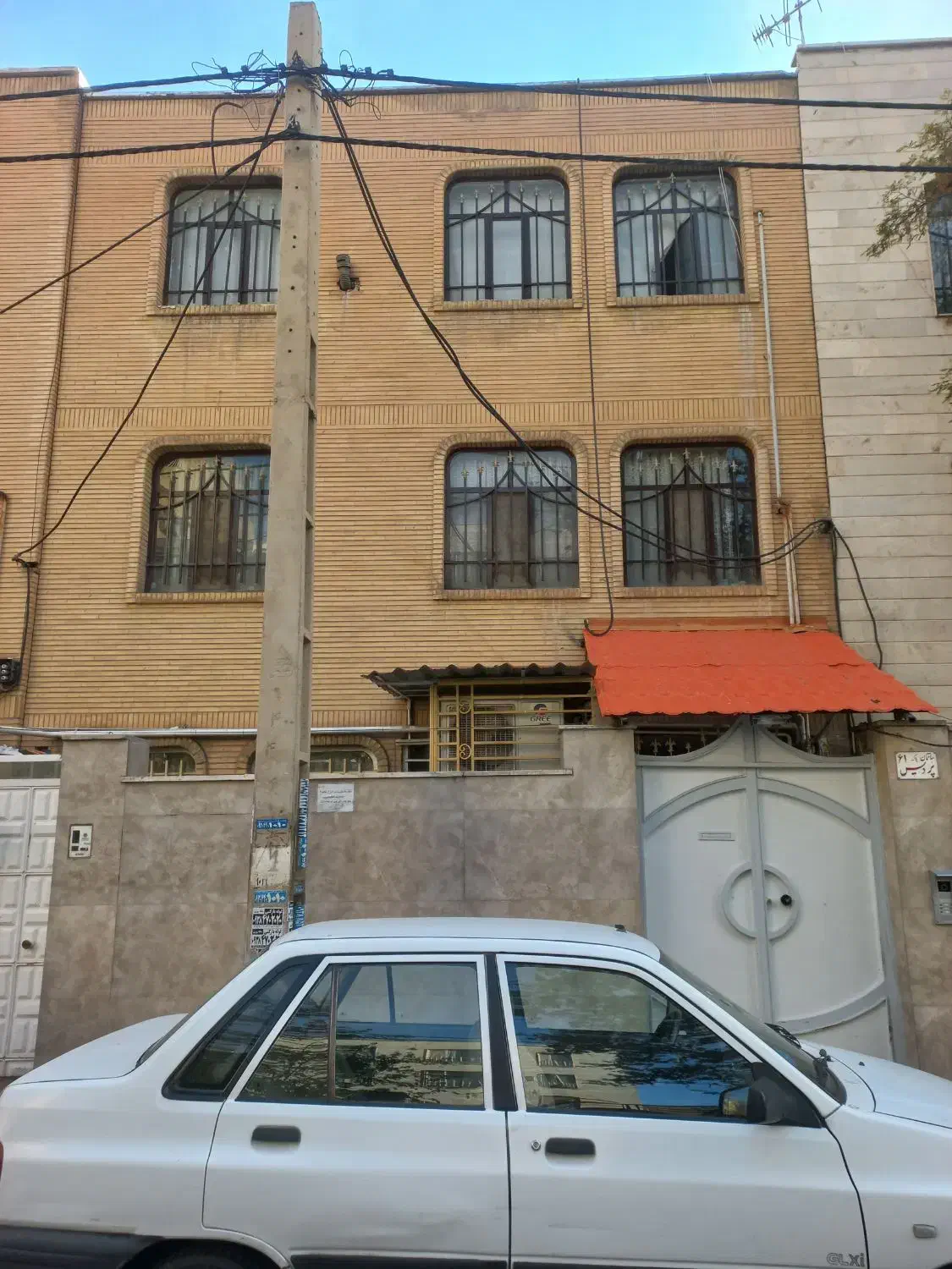 فروش واحد ۹۵ متری ساختمان ۵ واحدی