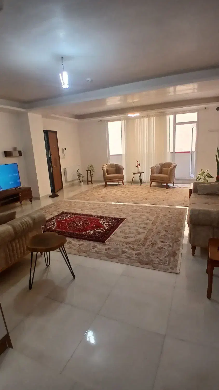 فروش واحدجنوبی ۱۰۸ متر ولی امر