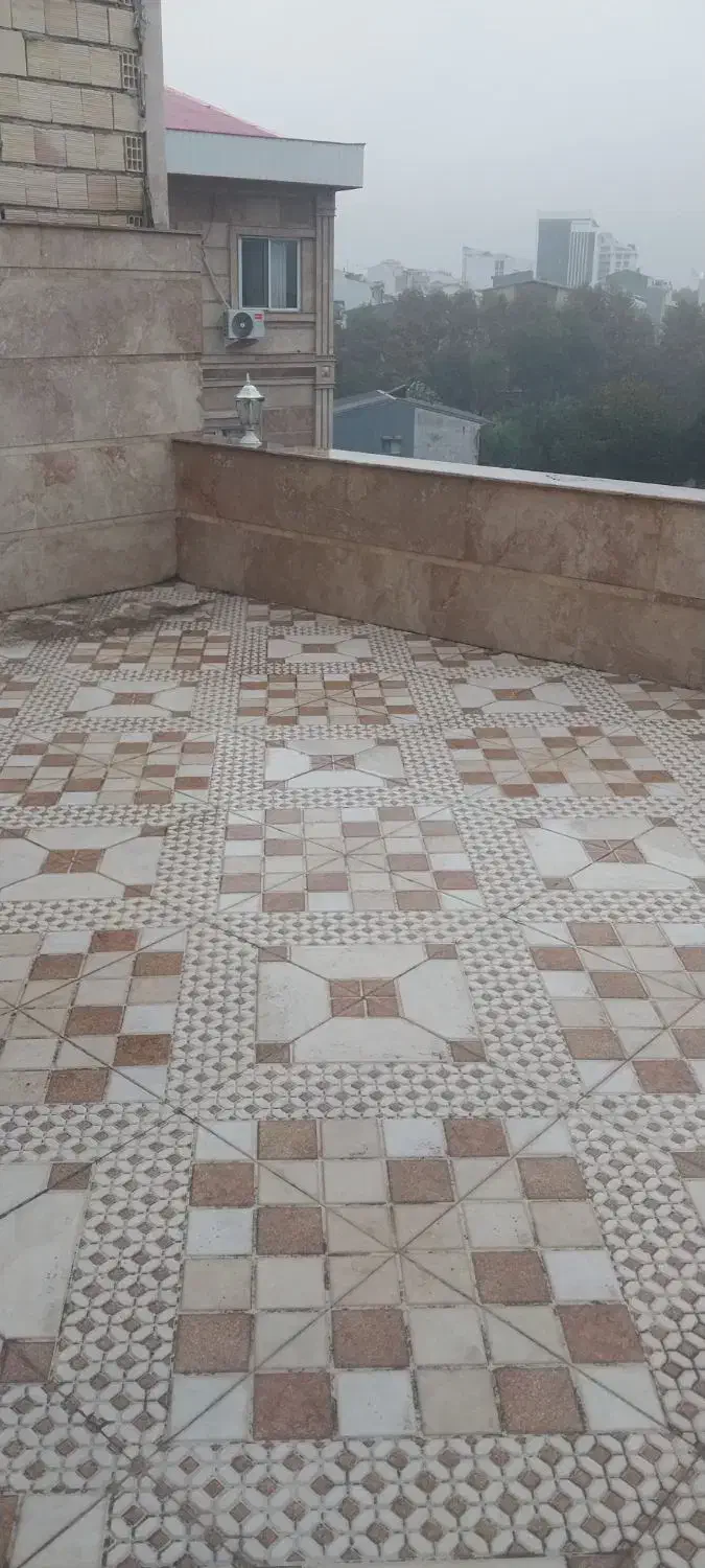 فروش پنت هاوس مشرف به برج گلسار
