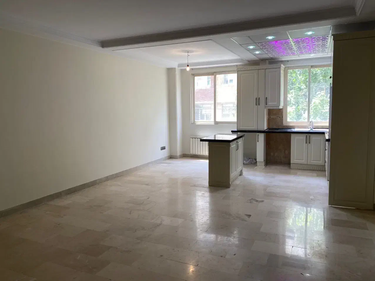 فروش ۵۶متری  نما تراورتن(عیار منطقه)سازمان شمال