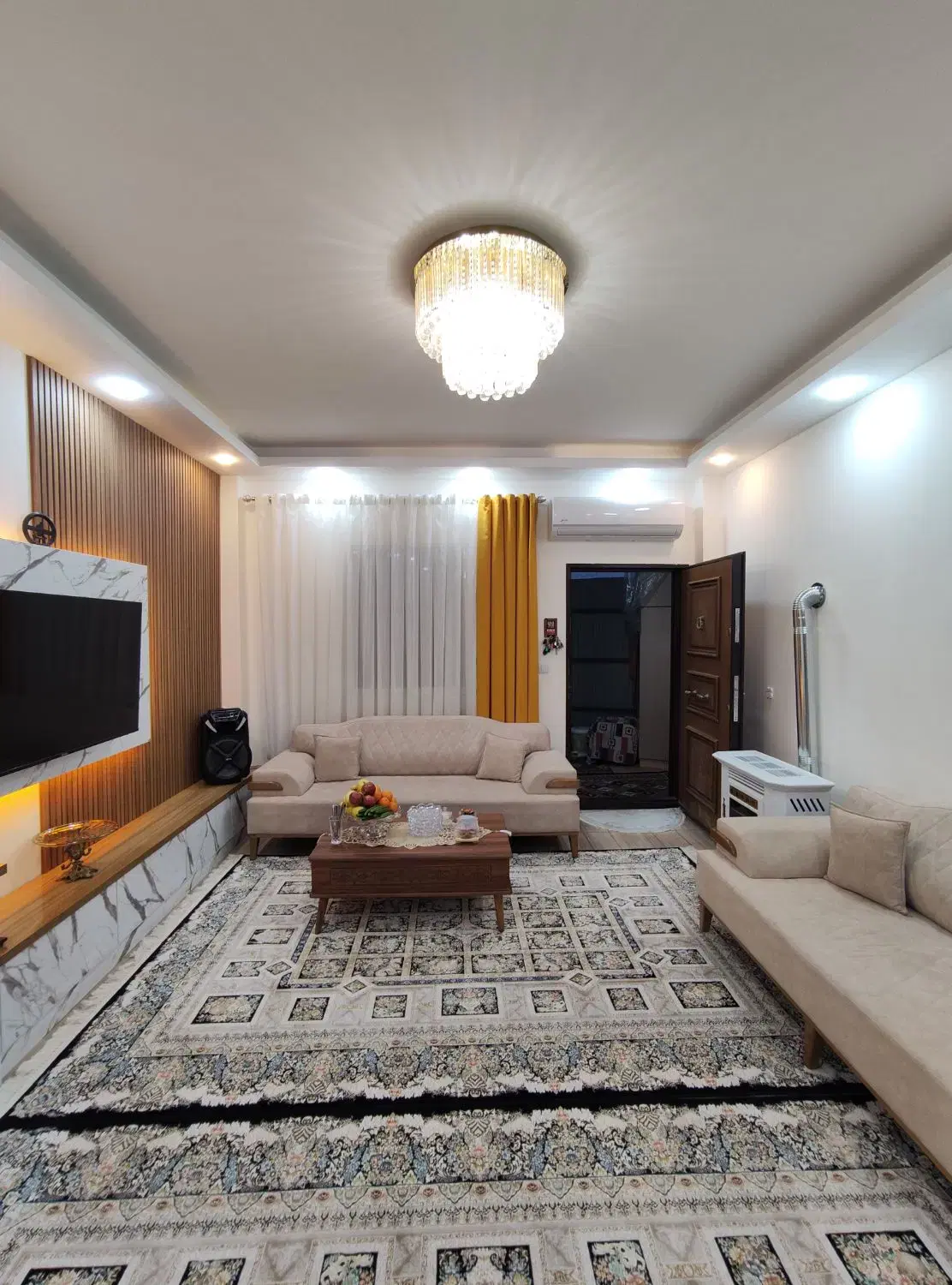 فروش ۸۵ متر ۲ خواب سیاه اسطلخ نسق پروانه دار