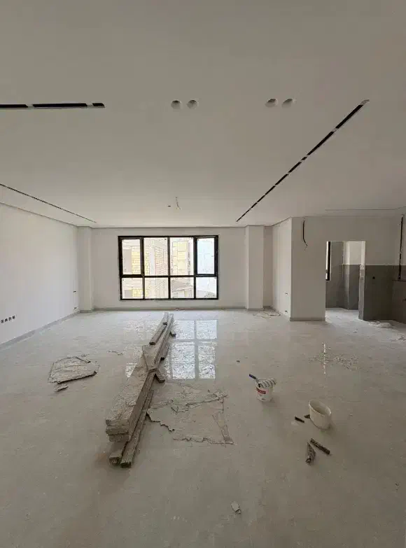 معلم میدان سرگل/۱۲۶متر تکواحدی لوکس/غرق در نور