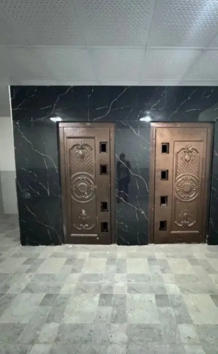 نوساز ۱۲۰ متری کلید نخورده در روبارتان