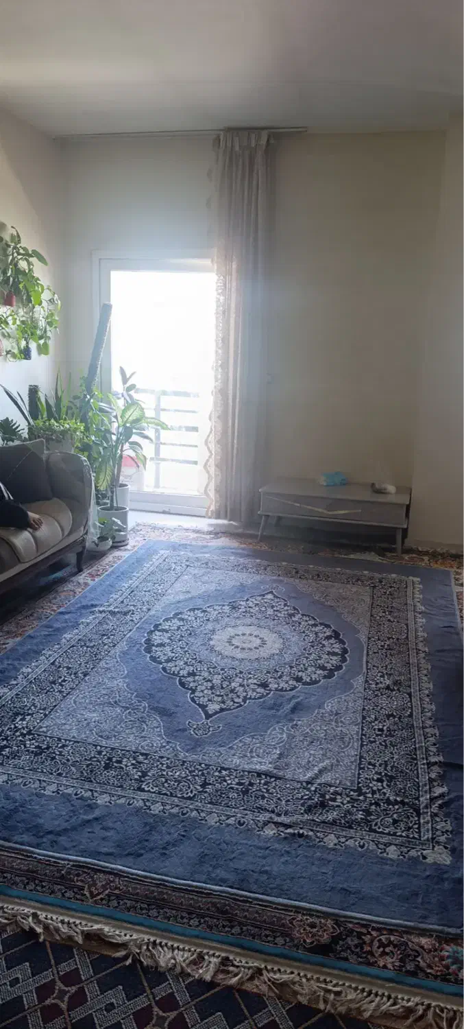 واحد ۷۰ متری تمیز / زیر قیمت بازار / شهرک ابریشم