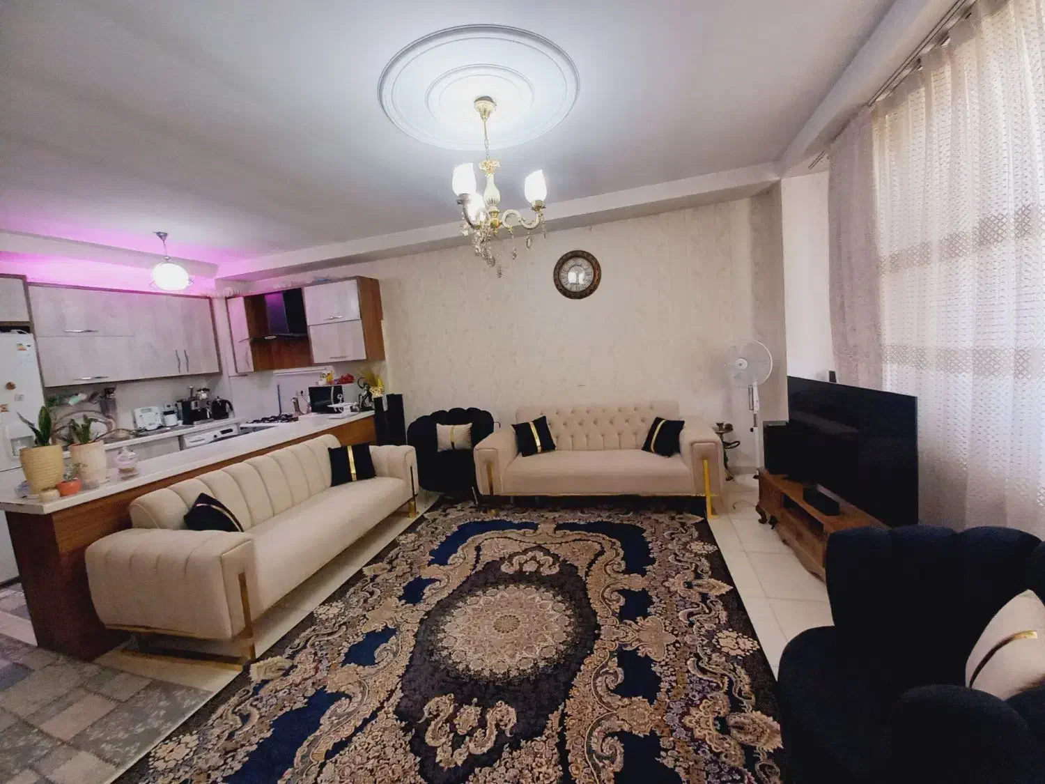 واحد۷۵ متری تمیز فرشیدفر