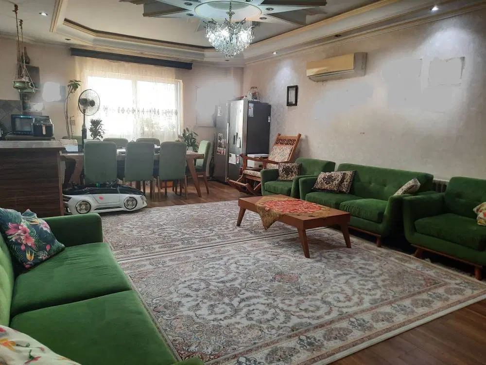 ۱۰۵متر/نیکمرام/پارکینگ/اسپیلت/دو خواب