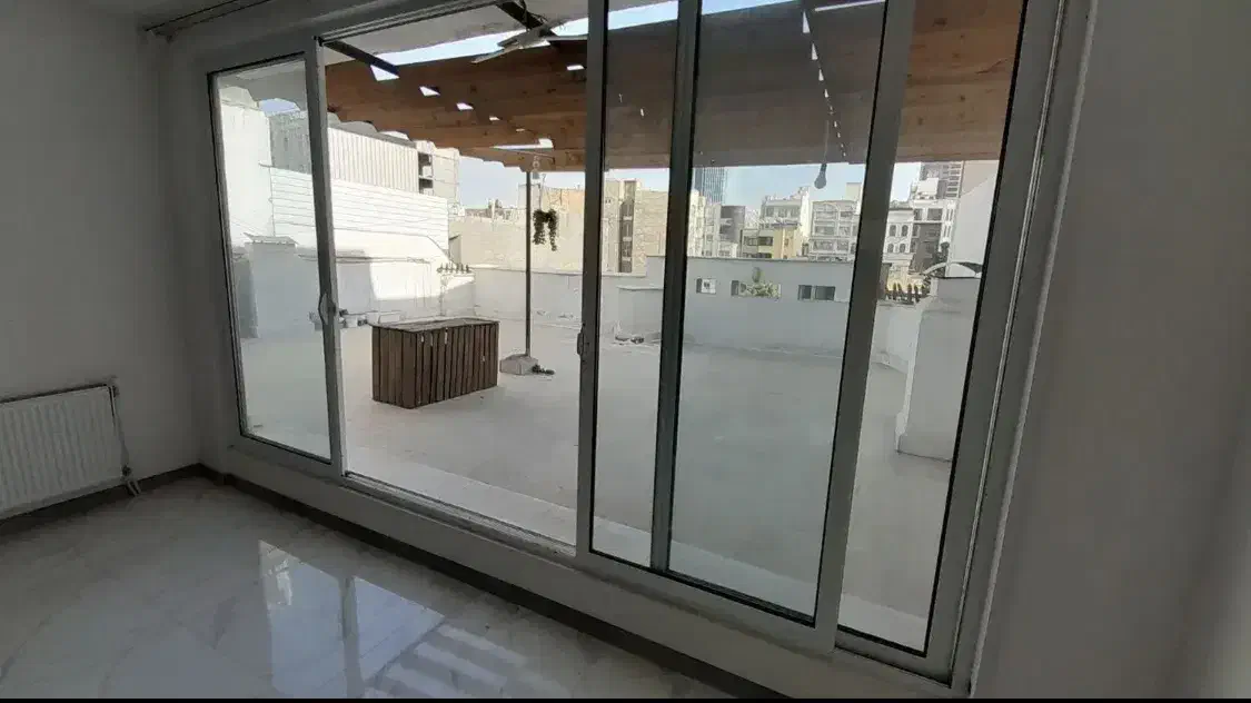 ۱۰۷ متر و ۶۰ متر تراس //اول هفت تیر //قیمت بی نظیر