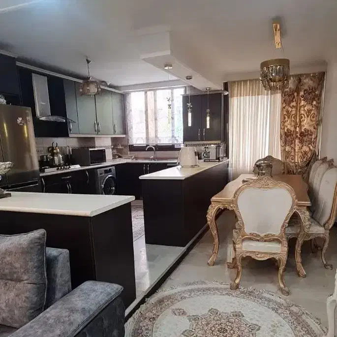 ۱۱۴متر ۲پارکینگ سندی رو به آفتاب حبیب‌اللهی